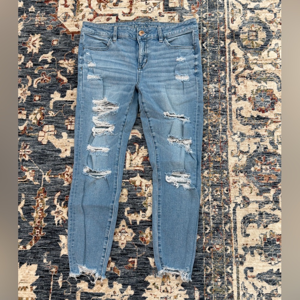 American Eagle Outfitters Distressed Jeggings